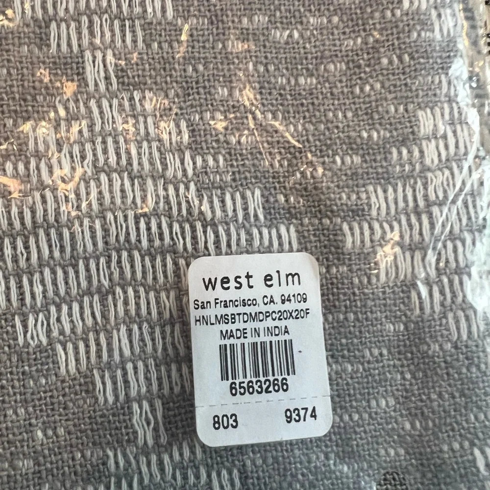 West Elm NWT Set of two 18” Pillow Covers Diamond Pattern Gray